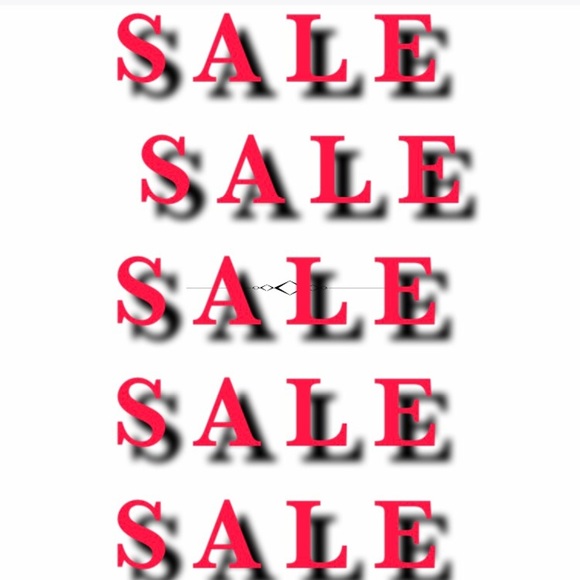 Welcome to my closet !! - Picture 12 of 12